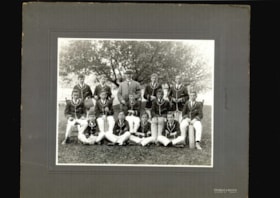 Cricket Junior Team 1911-12 thumbnail
