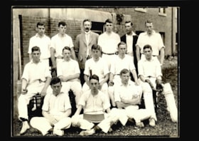 Second Eleven, Upper School Cricket 1913-14 thumbnail