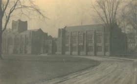 Knox College Entrance, 1919 thumbnail