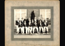 Lower School Cricket 1929-30 thumbnail
