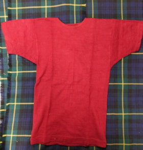 Red T-Shirt thumbnail
