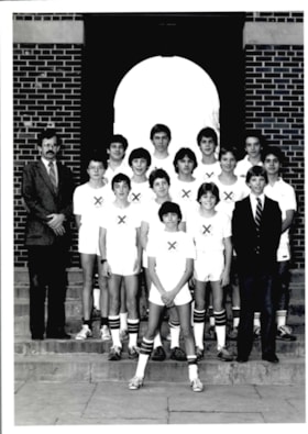 Junior Cross Country 1982-83 thumbnail