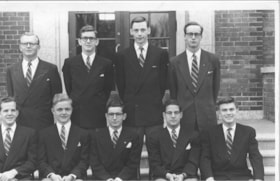 Review Staff possibly 1951-52 thumbnail