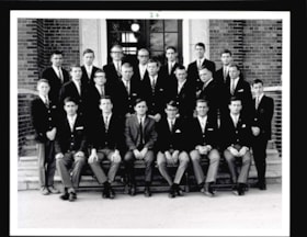 Review Staff 1963-64 thumbnail