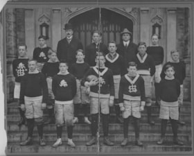 Rugby Lower School 1917-18 thumbnail
