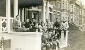 Student Group 1908 thumbnail